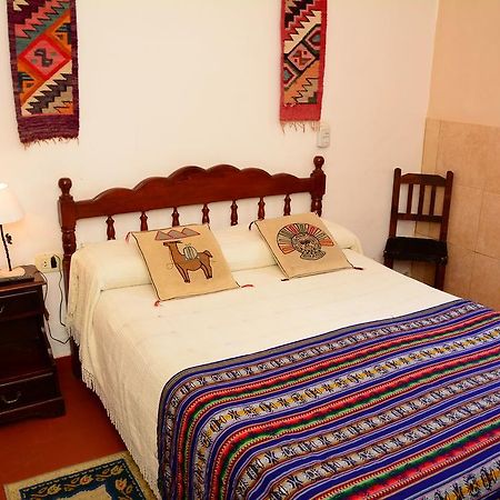 Hostal Yatasto Salta Luaran gambar