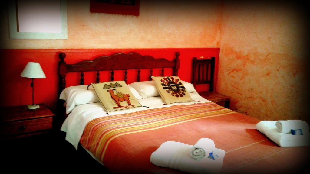 Hostal Yatasto Salta Luaran gambar